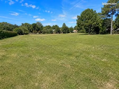 terrain 364 m² rochefort