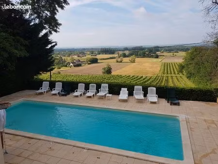 dordogne proche bergerac- villa f5  piscine avec vue imprenable sur la vallée