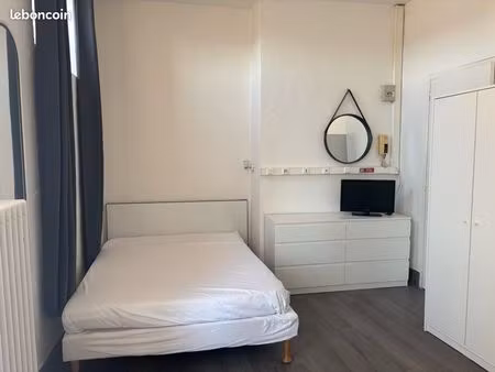 studio f1 meublé