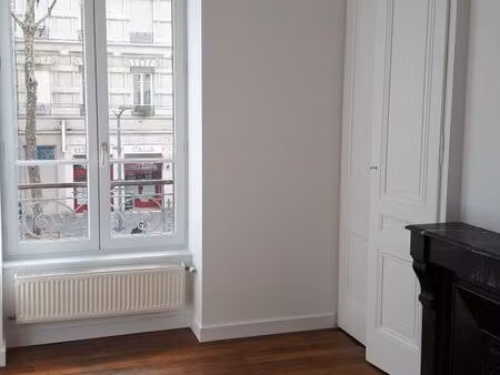 loue appartement cours charlemagne 2 chambres