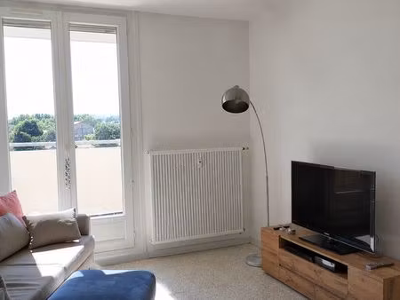 appartement entièrement meublé t3 dans le quartier des amoureux