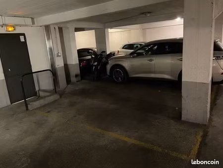 location parking 2 roues