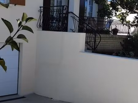 vends maison dans le 17 à quelques minutes de l'océan