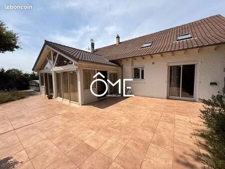maison 4 pièces 106 m²