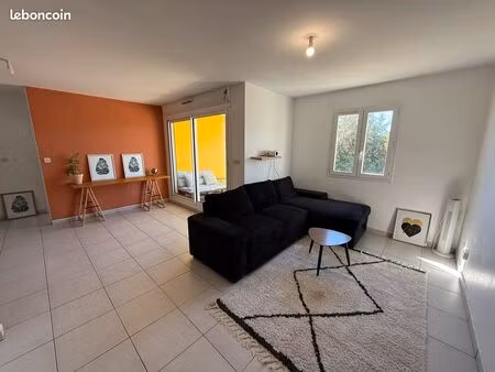t2 meublé de 50 m² – résidence les jardins de marie – sainte-marie (la grande montée)