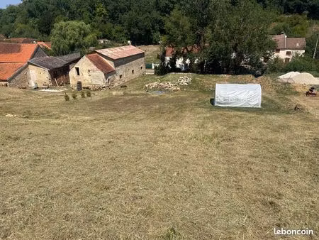 terrain à bâtir avec dépendance