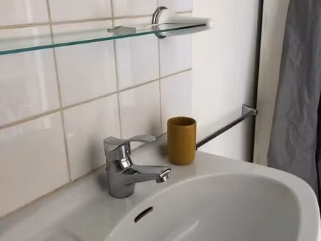 à louer studio meublé