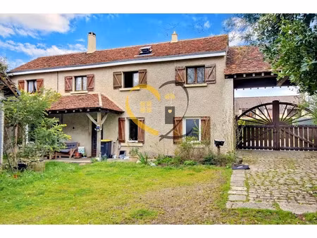 vente maison 5 pièces 122.45 m² à vierzon (18100)  184 000 €