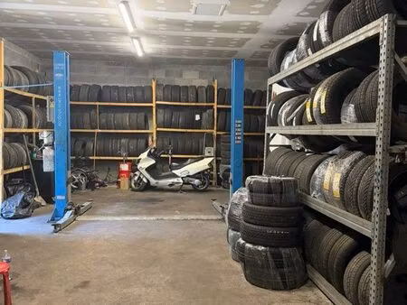 fond de commerce garage pneus
