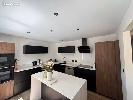 maison rénovée  150 m2 habitables  4 chambres  sur sous-sol complet