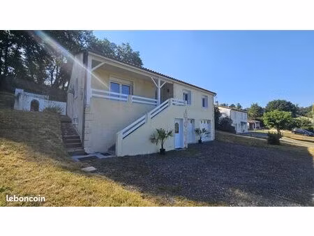 grande maison entièrement rénovée 150 m² sur 1 500 m² de terrain cloturé