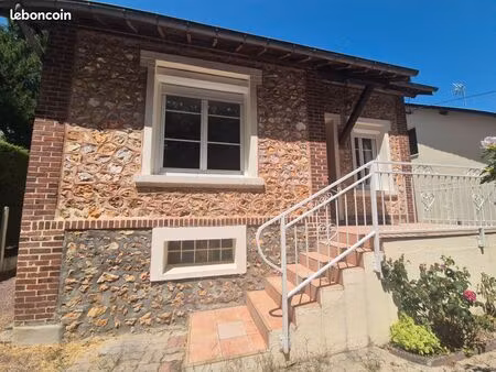 maison de charme en silex