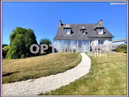 maison 8 pièces 144 m²