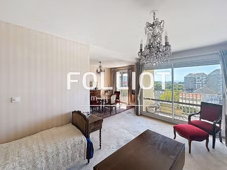 appartement 4 pièces avec vue mer à granville  dernier étage  quartier saint-nicolas