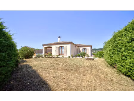 boé quartier recherché - maison de plain-pied semi-enterré de 133 m² avec 3 chambres  terr