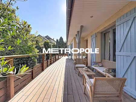 maison t4 avec grande pièce à vivre et belle terrasse suspen