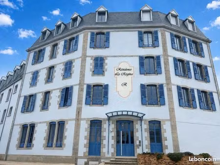 t2 de charme au cœur de roscoff – résidence de standing le regina