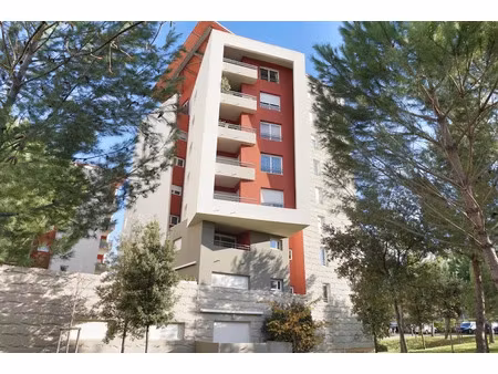location appartement 3 pièces 73.6 m² à montpellier (34000)  1 081 €