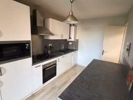 appartement 3 pièces 82 m²