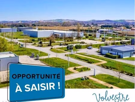local professionnel : entrepôt + bureaux