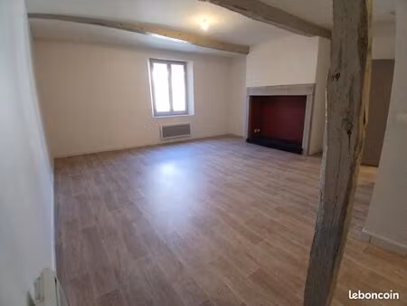 appartement 3 pièces 81 m²
