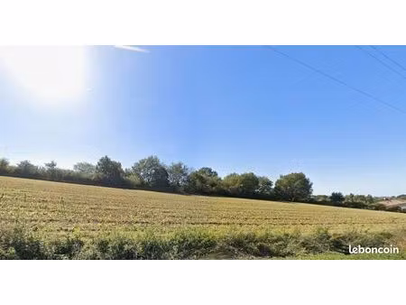 terrain 790 m² corronsac