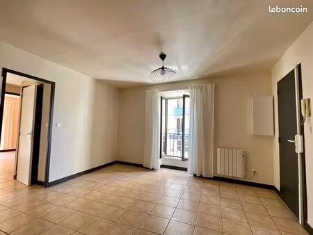 appartement 3 pièces 50m2
