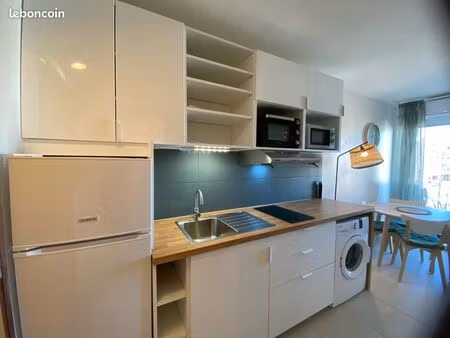 studio refait et réaménagé à neuf climatisé tout confort