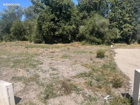 terrain 653 m² le porge