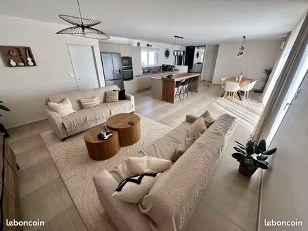 maison 4 pièces 85 m²