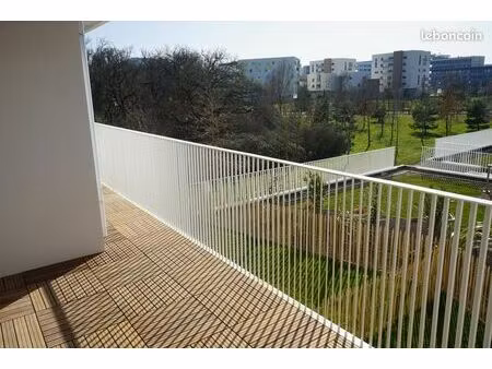 t3 de 61m² + grande loggia et place de parking