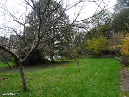 terrain constructible 584m2 à joue-les-tours