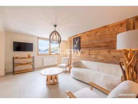appartement 6 pièces 118 m²