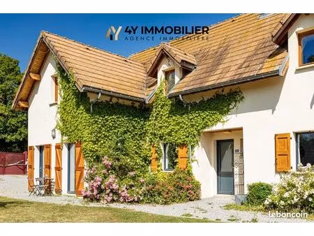 maison 6 pièces 199 m²