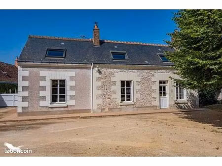 longère 6 pièces 160 m²