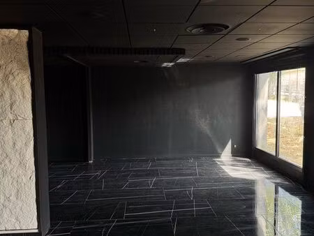 local commercial