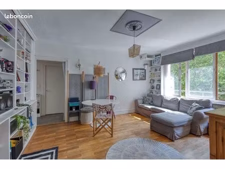 appartement 4 pièces 77 m²