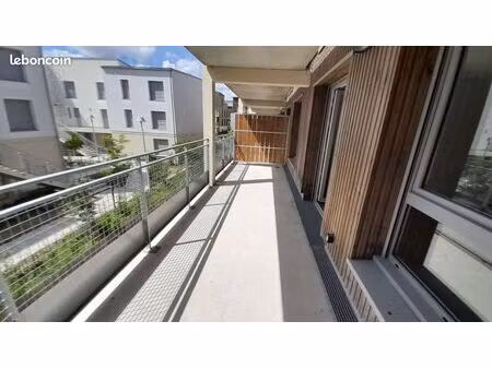 appartement 3 pièces 64 m²
