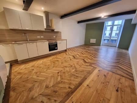location appartement 1 pièce 43 m² à clermont-ferrand (63000)