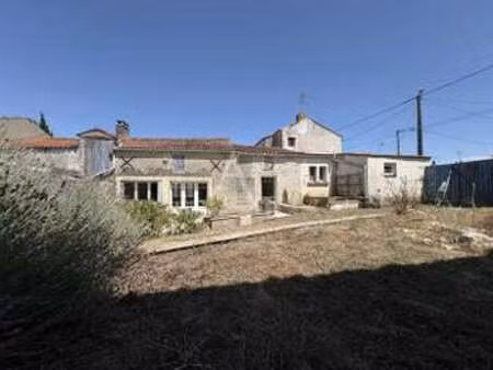 vente maison à nalliers (85370) : à vendre / 205m² nalliers