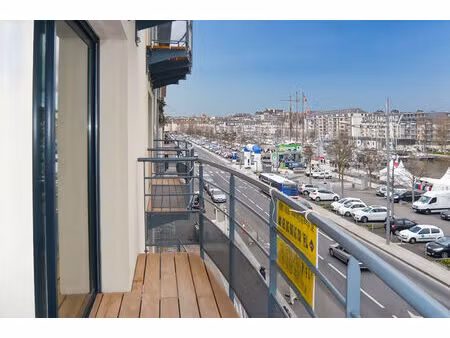 caen quai vendeuvre : appartement 2 pièces 37.16 m2 balcon parking