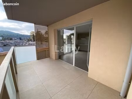 appartement 3 pièces 63 m²