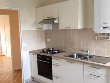 location appartement 2 pièces à caen (14000) : à louer 2 pièces / 50m² caen