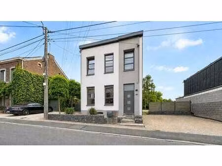 maison rénovée 3 chambres avec jardin