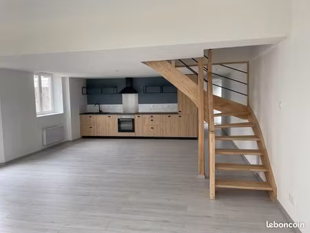 f3 non meublé