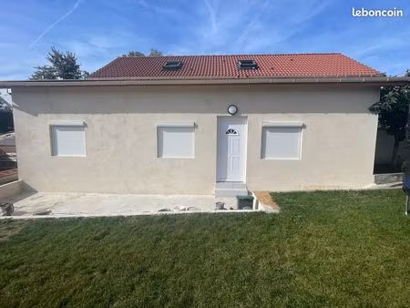 location maisonnette 2 pièces en très bon état