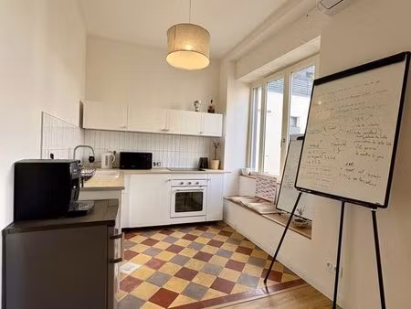 bureau fermé à louer – lyon 9 / valmy – 10m² dans un espace calme & agréable – 430/mois