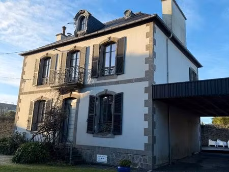 maison 7 pièces 165 m²