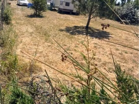 terrain à louer avec eau et électricité