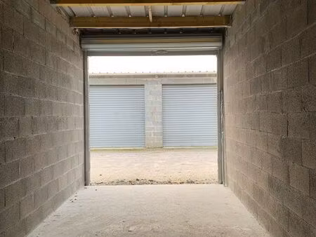 garage/box